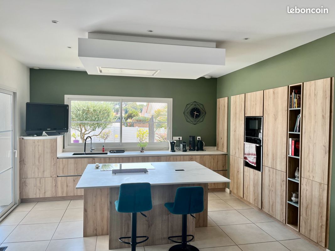 Maison 5 pièces 182 m² · à Biganos · 182 m² · 680 000 €