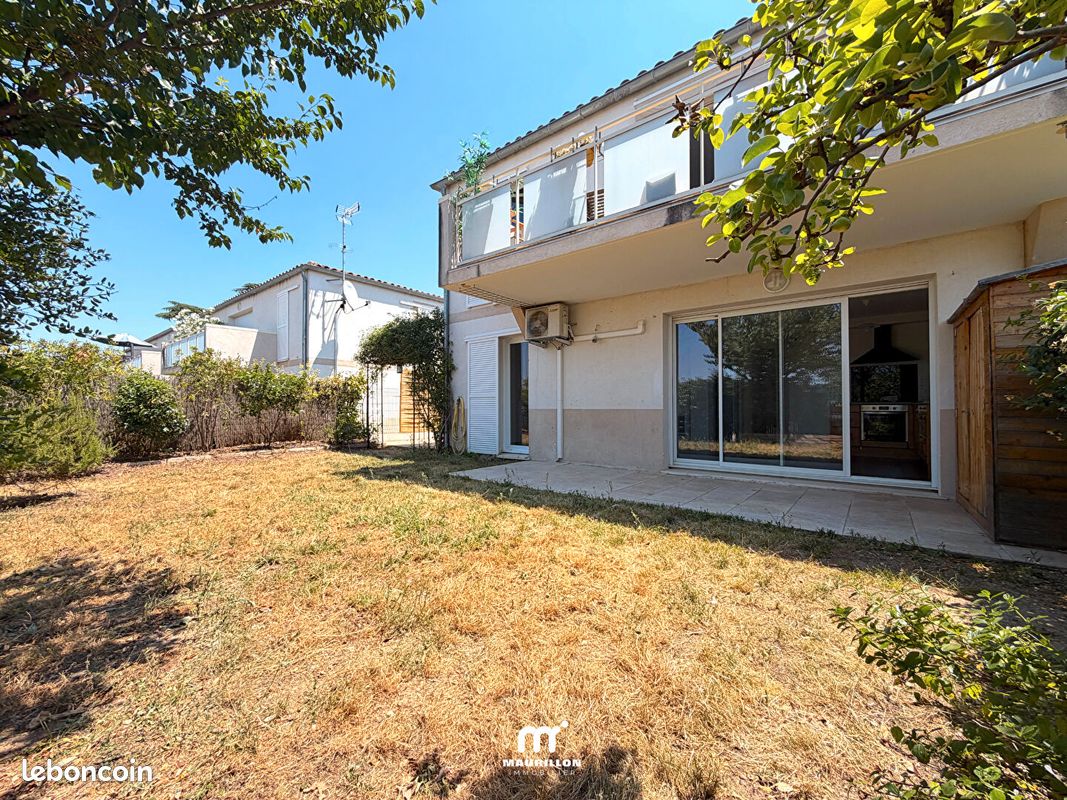 Appartement 3 pièces 65 m² · à Pertuis · 65 m² · 1 080 €