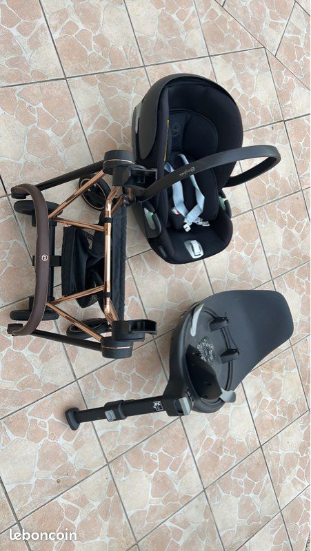 Poussette cybex MYOS (image 1)
