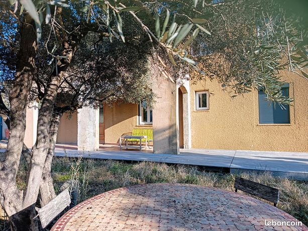 Villa 4 pièces 130 m²