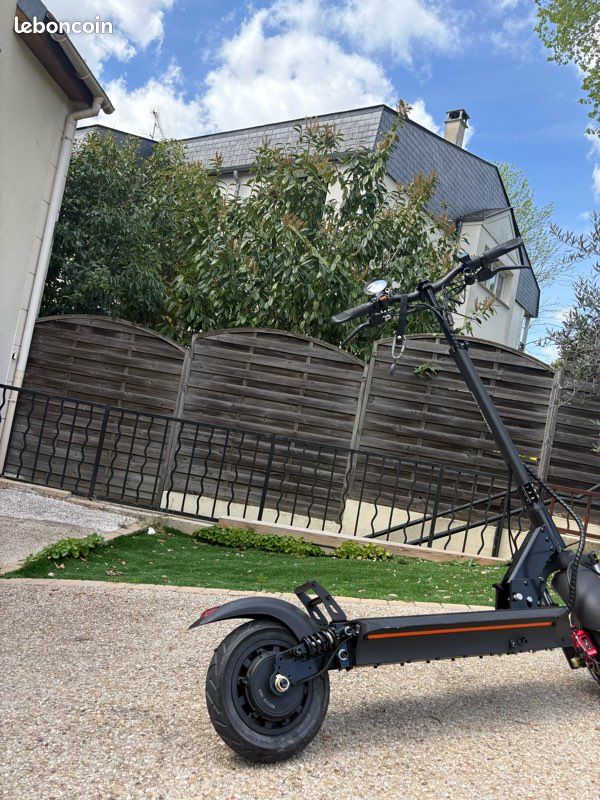 Trottinette électrique MOBYGUM Xenon-R 2000W 52V 24Ah (image 2)