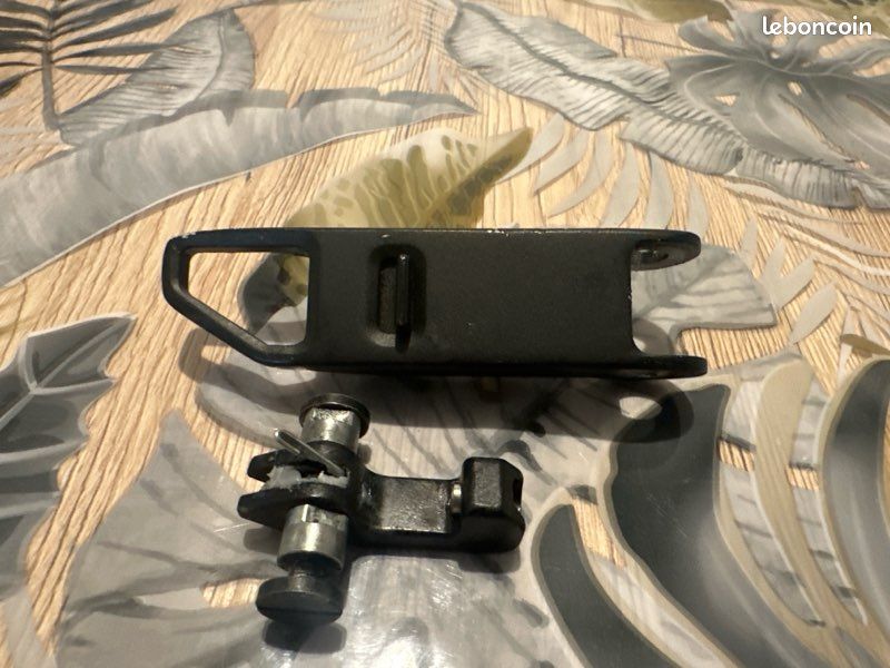 Système de pliage de la trottinette Pure Air 3 Pro (image 3)