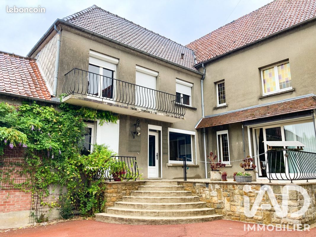 Maison 7 pièces 210 m² · à Fauquembergues · 210 m² · 188 850 €