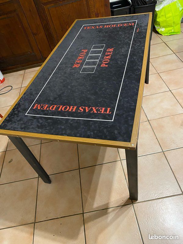 Table de poker (image 1)