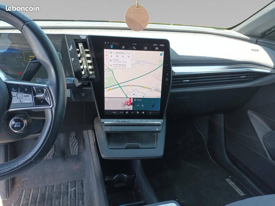RENAULT Megane E-Tech EV60 220 ch super charge Techno (image 11)
