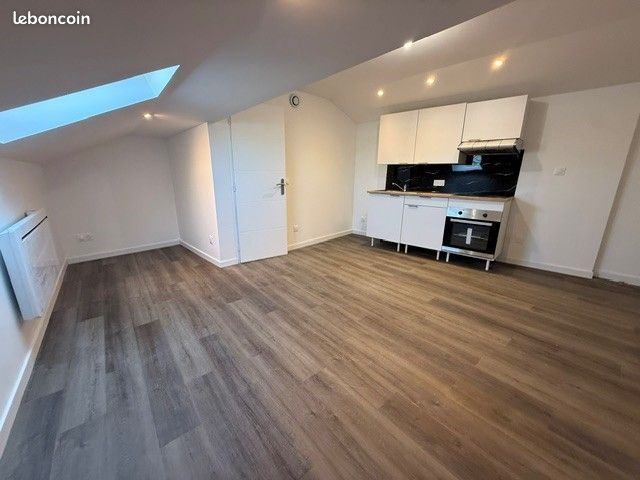 Appartement 1 pièce 24 m² · à Saint-Étienne · 24 m² · 350 €/mois