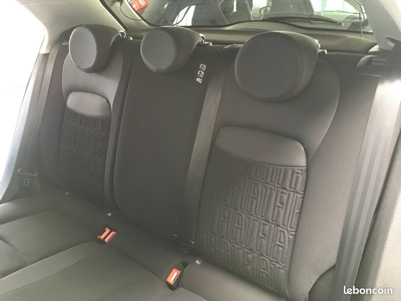 Fiat 500X 1.5 FireFly Turbo 130ch S/S Red Hybrid DCT7 (image 21)