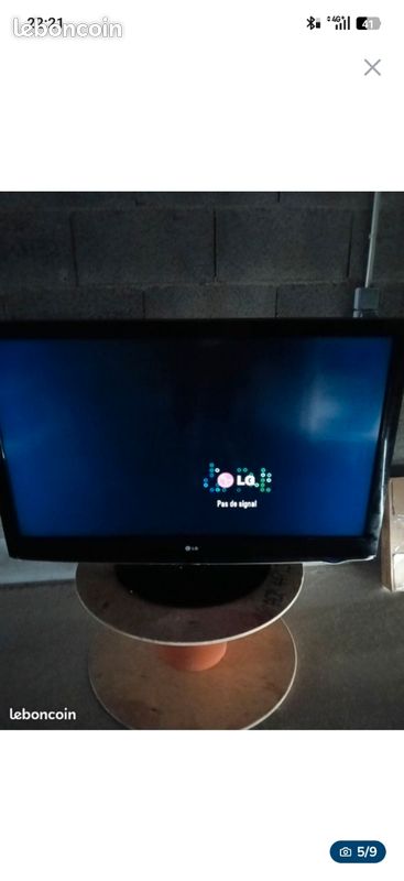 Urgent Téléviseur LG 119 CM full HD avec télécommande universelle (image 5)