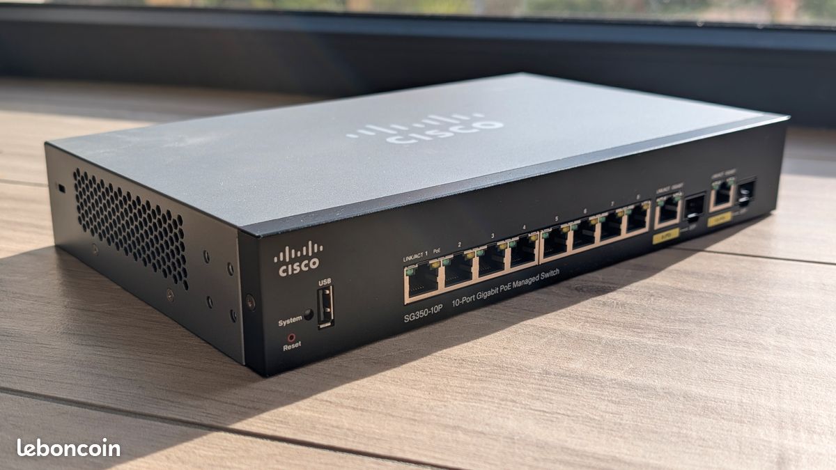 Switch Cisco SG350-52P-K9 – 52 Ports PoE Géré – Très Bon état Occasion