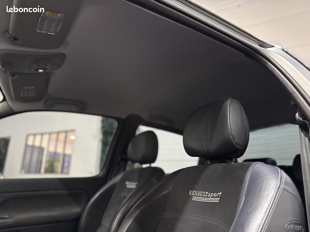 RENAULT CLIO RS 2.0i 16V 172ch - Garantie 3 MOIS (image 20)