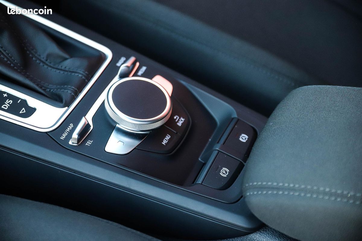 AUDI Q2 2.0 30 TDI 116 S-tronic Business line (image 31)