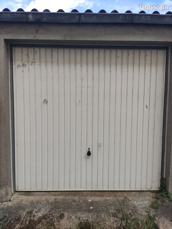 Garage capucins · à Brest · 16 450 €