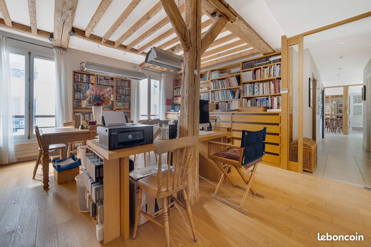 Appartement 7 pièces 214 m² · à Paris · 214 m² · 2 260 000 €