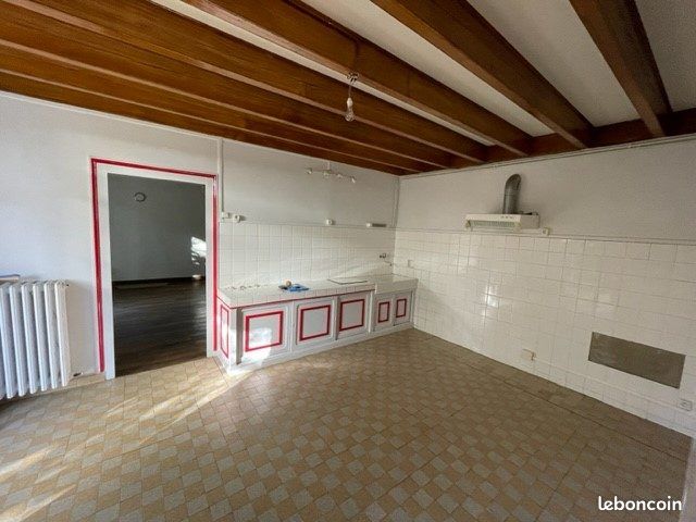 Maison 5 pièces 120 m² - Bonnes 86300 (image principale 3)