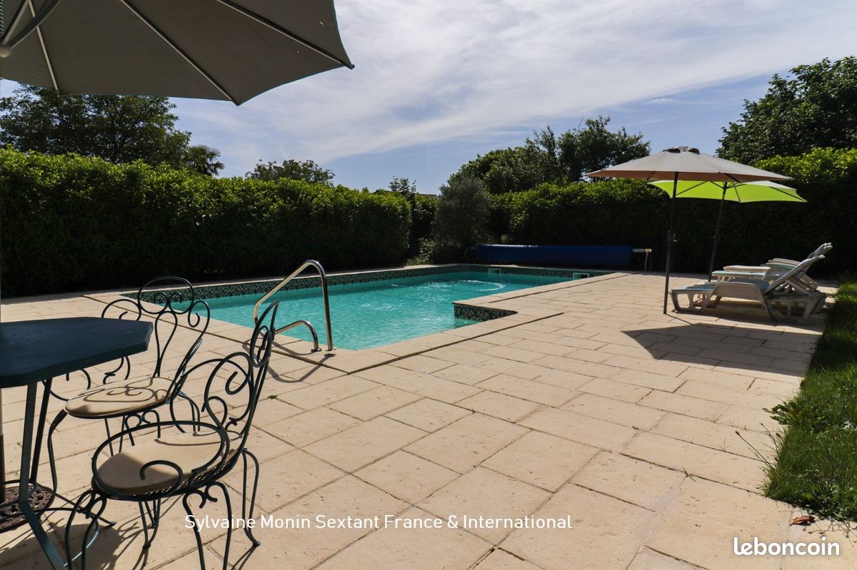 Propriété 8 pièces 238 m² (image 6)