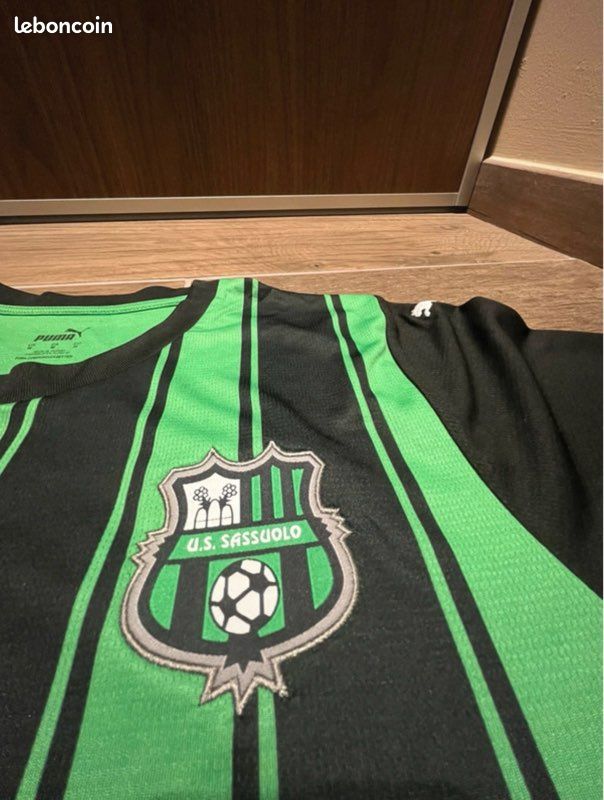Sassuolo Home Maillot de foot 2014 - 2015. Sponsored by Mapei