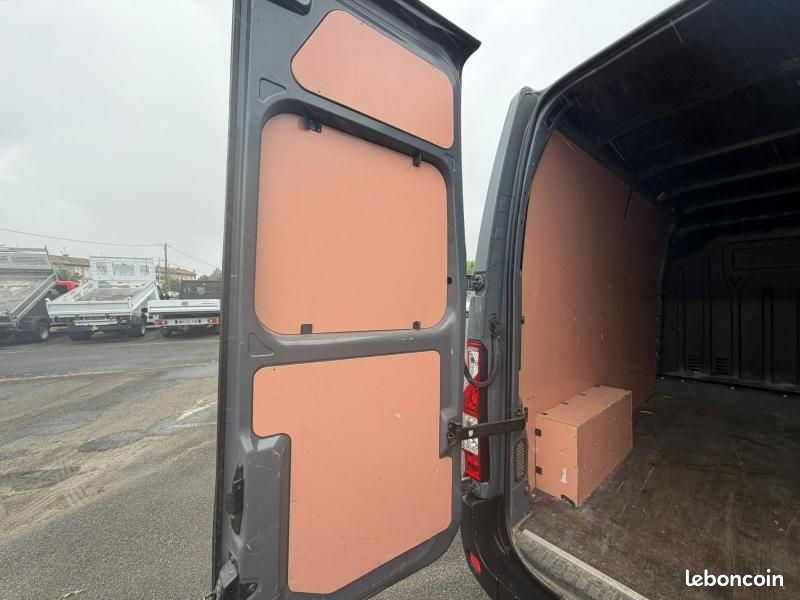 Renault Master Fg F3300 L2H2 2.3 dCi 180ch Energy Grand Confort E6 (image 11)