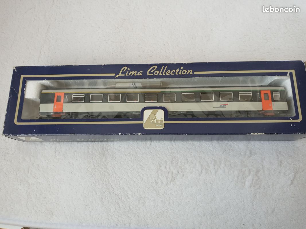 Voiture corail lima models classe 1 • EUR 35,00 - FR