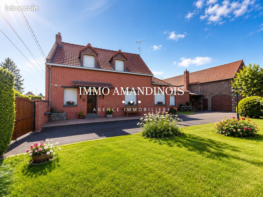 Maison 5 pièces 130 m² · à Wallers · 130 m² · 345 000 €