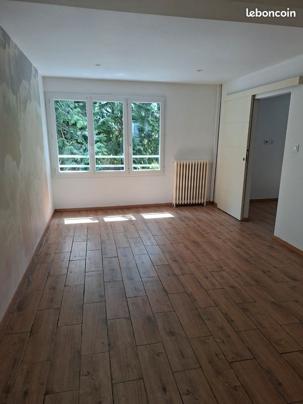 Appartement 2 pièces 38 m² · à Clermont-Ferrand · 38 m² · 590 €/mois