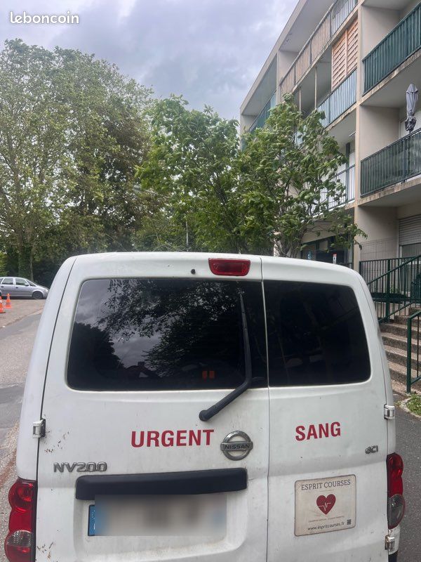Nissan NV200 (image 1)