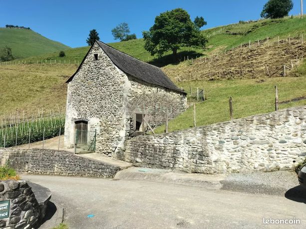 Grange 1 pièce 50 m²