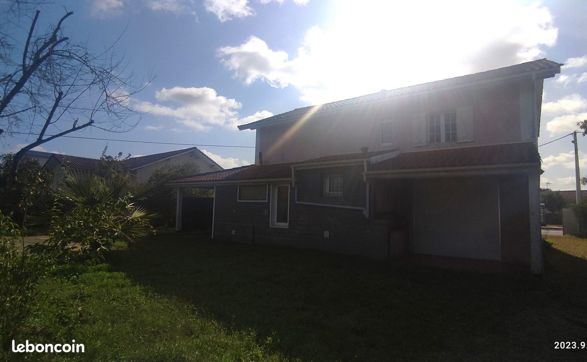 Maison 7 pièces 170 m² - Saint-Sulpice-et-Cameyrac 33450 (image principale 9)
