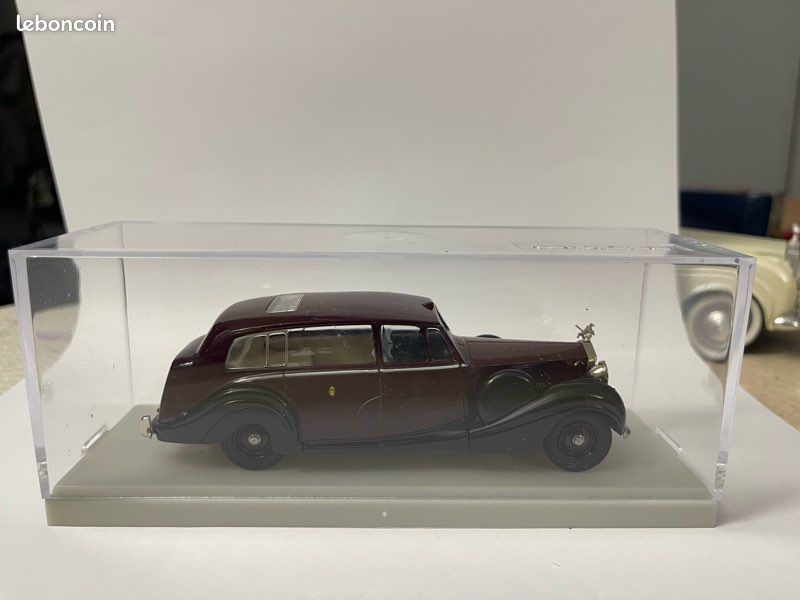 Miniature Rolls Royce Phantom IV Limousine Shah Of Kuwait Rextoys 1/43 Verte