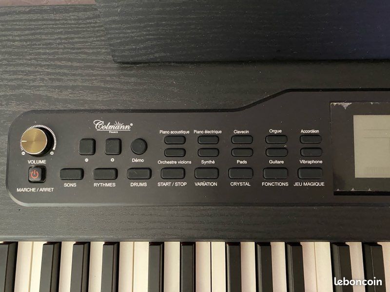 Piano numérique meuble Colmann Olya Pro 2 – 88 touches – comme neuf – Le Bugue (image 3)
