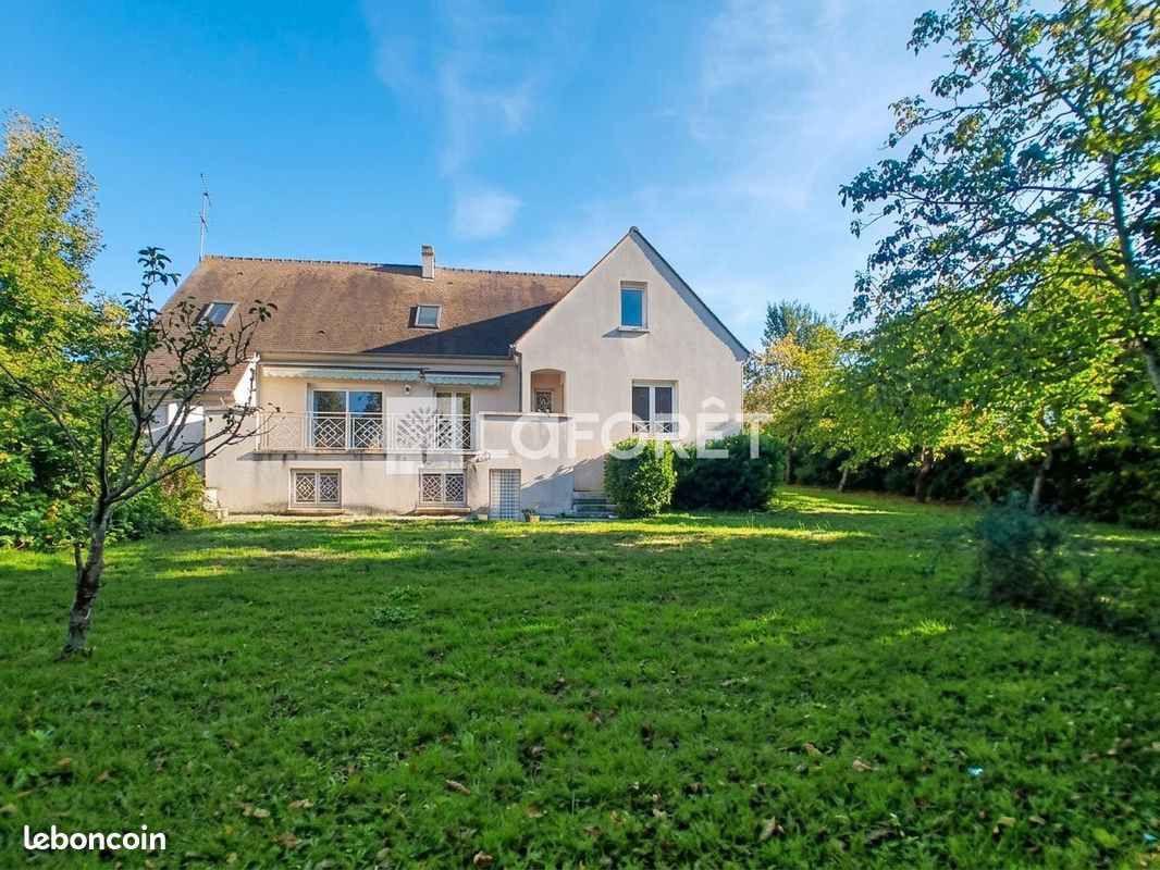 Maison 6 pièces 213 m² · à Linas · 213 m² · 453 000 €