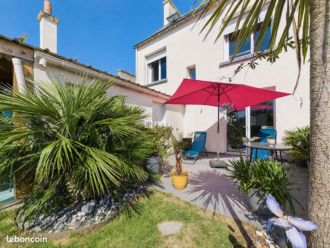 Maison 7 pièces 135 m² · à Plonéour-Lanvern · 135 m² · 283 550 €