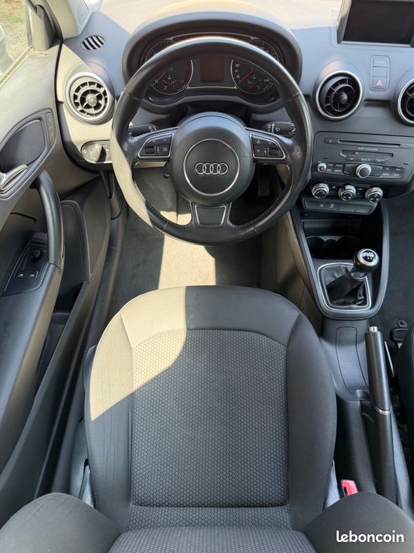 Audi a1 1.6 tdi 90ch attraction (image 25)