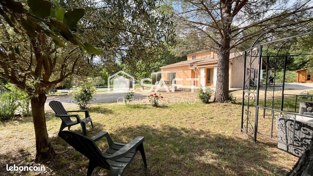Maison 6 pièces 173 m² · à La Bastide-des-Jourdans · 173 m² · 555 000 €
