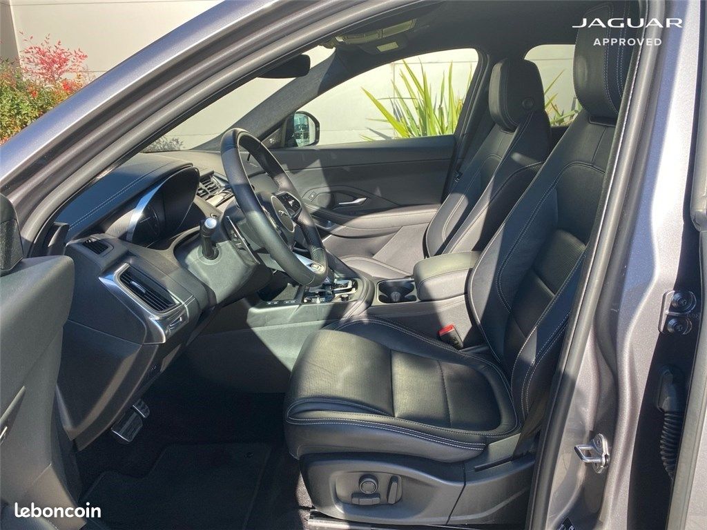 Jaguar E-PACE P300E CH PHEV AWD BVA R-Dynamic SE (image 13)