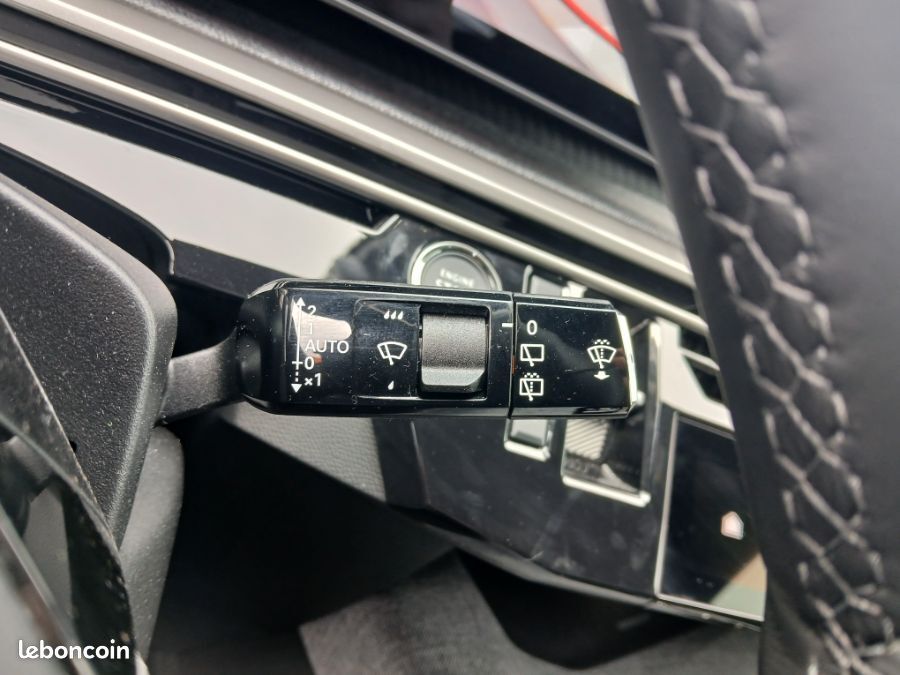 Peugeot 5008 HYBRID 145 e-DCS6 ALLURE Cam360° Panoramic Pack 7PL (image 17)
