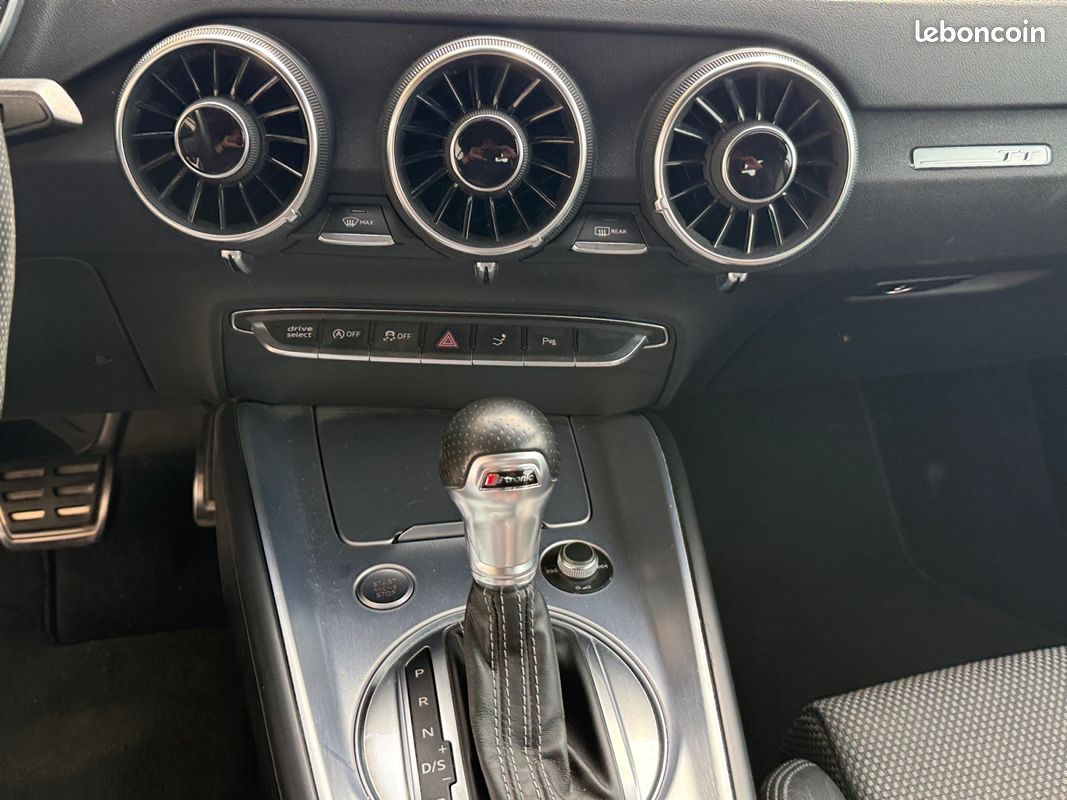 AUDI TT S LINE S TRONIC 180Ch Garantie 12 mois (image 19)