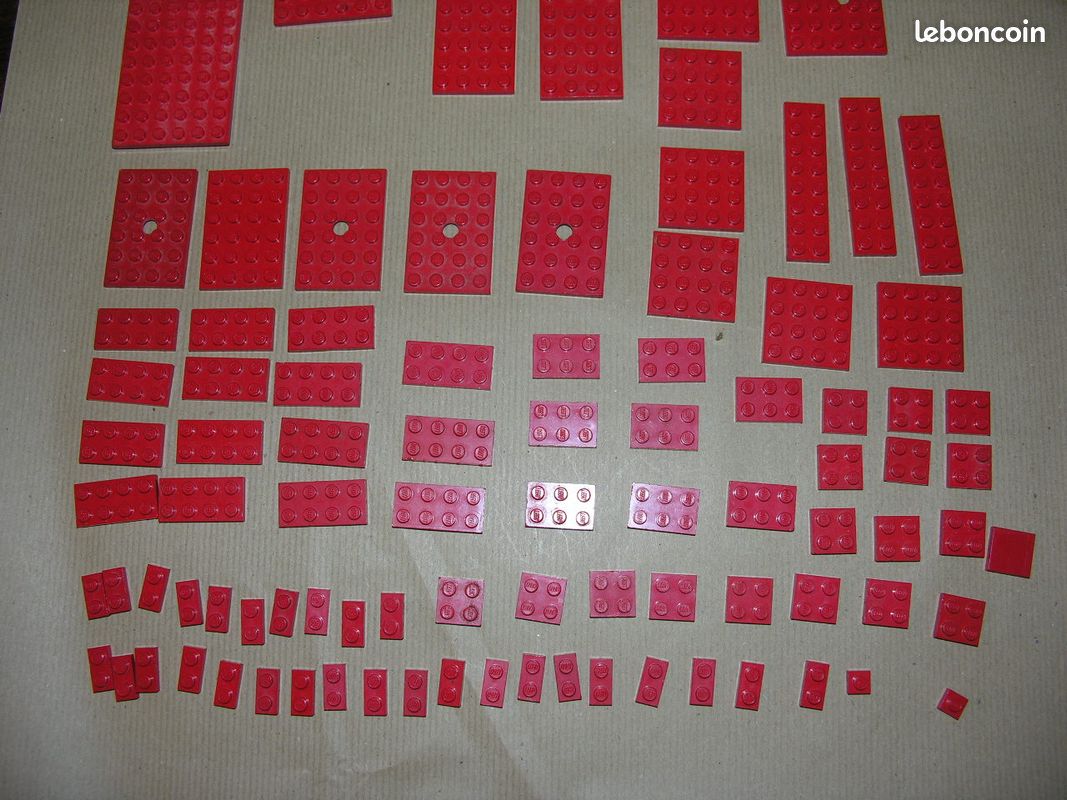 Lego annees 70 lot plaque rouge toute forme (image 3)