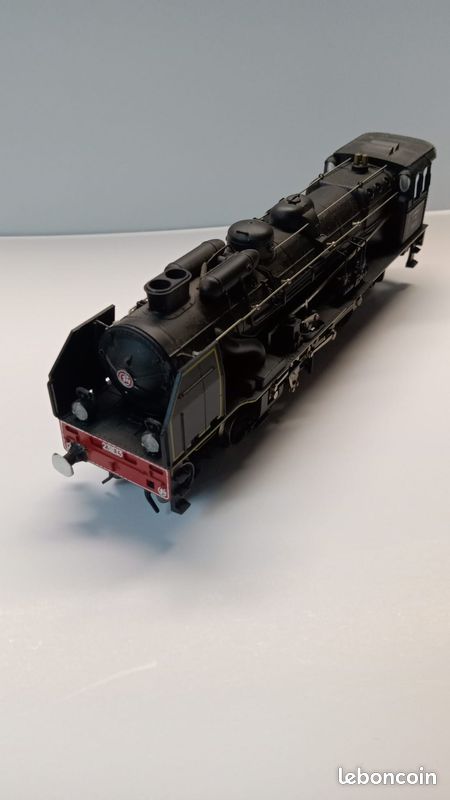744087_8