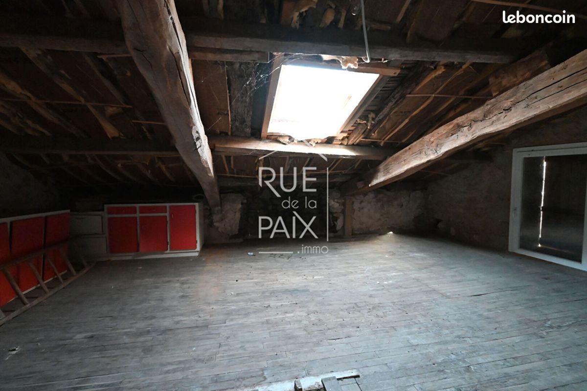 Maison 6 pièces 113 m² - Saint-Martin-du-Fouilloux 79420 (image principale 7)