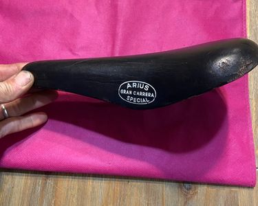 Selle de vélo vintage NOS espagnole Arius Gran Carrera