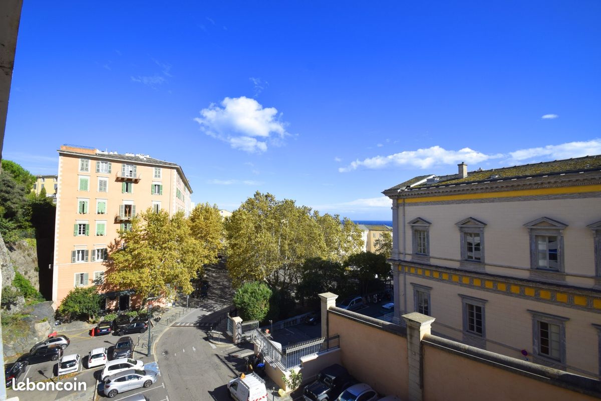 Appartement 3 pièces 85 m² · à Bastia · 85 m² · 1 200 €/mois