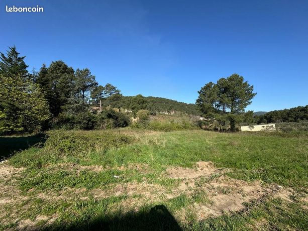 Terrain 3 440 m² Laval Pradel