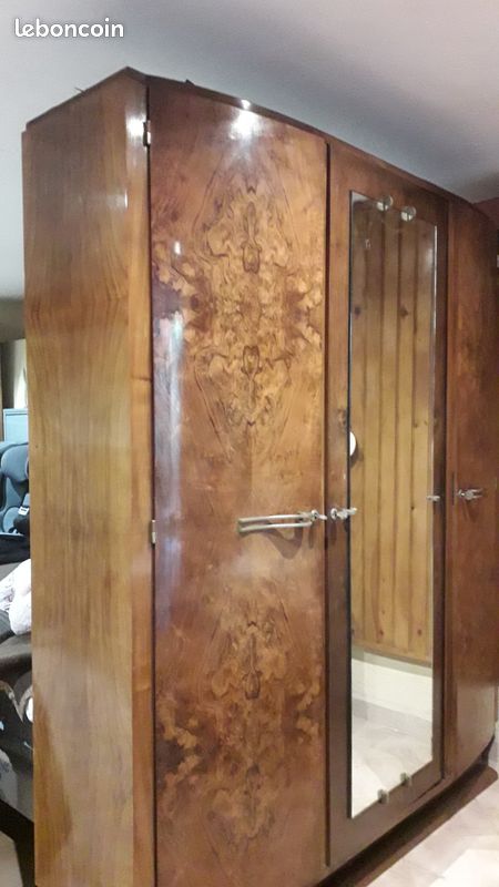 Armoire 3 portes (image 1)