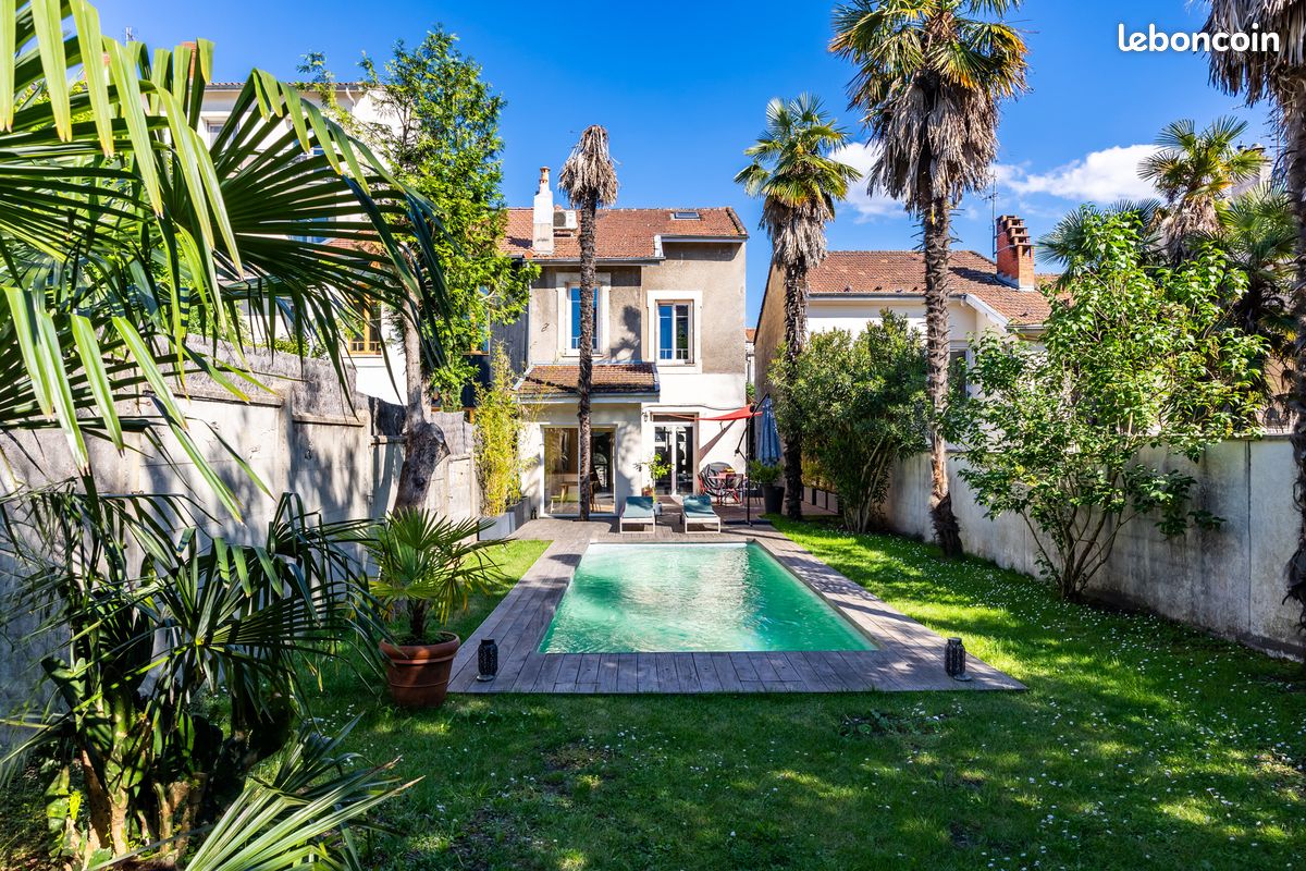 Maison 5 pièces 169 m² · à Bordeaux · 169 m² · 950 000 €