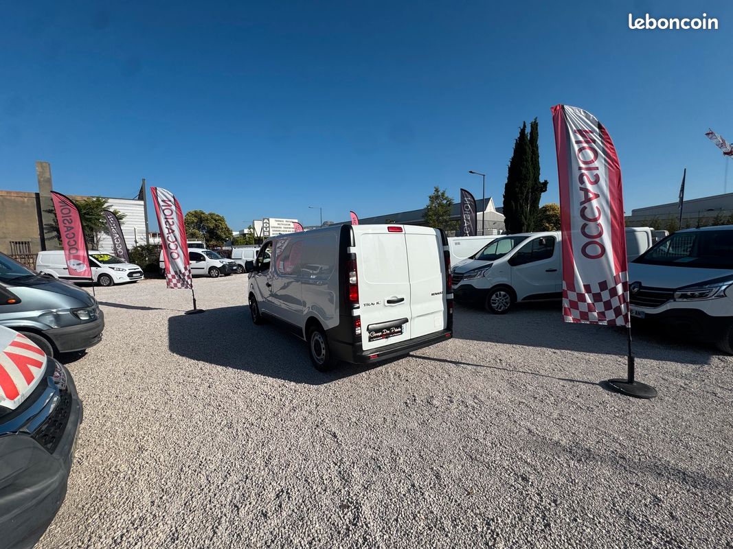 Renault Trafic III phase III 2.0 dci 130 cv L1H1 tbe/gps/garatie 12 mois (image 2)
