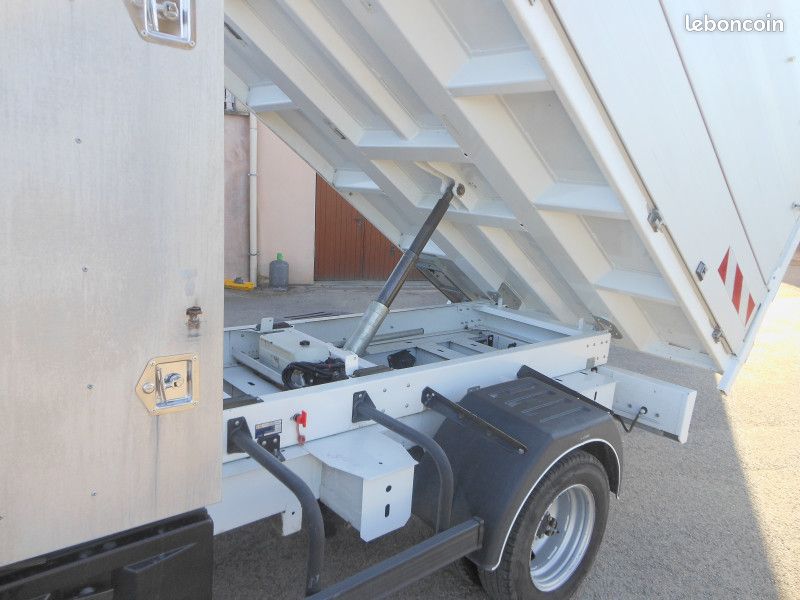 Renault MASTER III BENNE RJ3500 L2 2.3 DCI 145CH GRAND CONFORT - ATTELAGE (image 19)