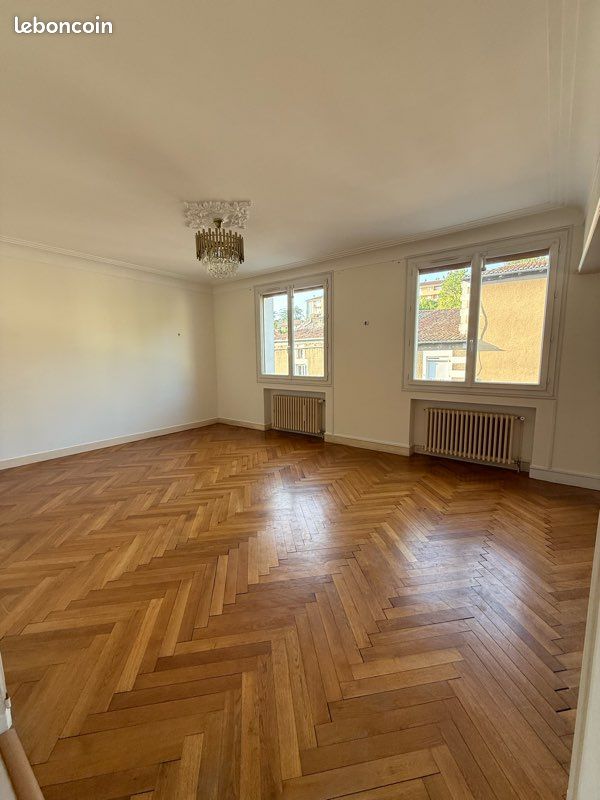 Maison 7 pièces 185 m² · à Poitiers · 185 m² · 295 000 €
