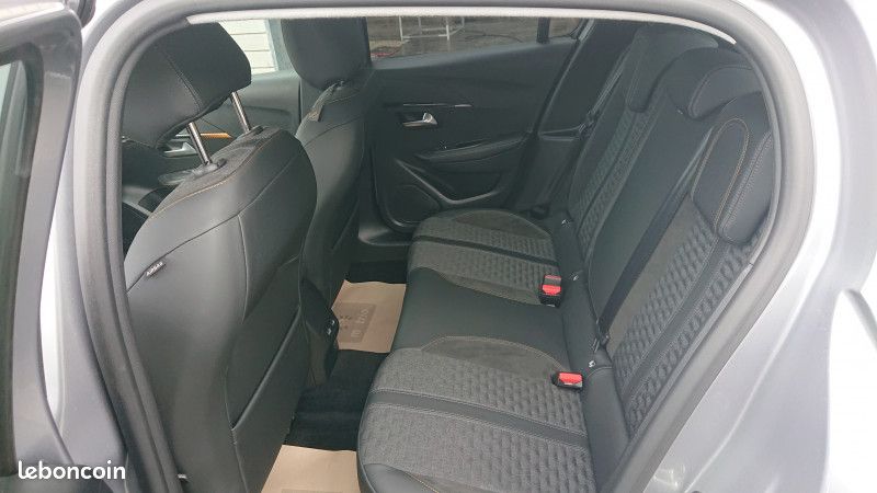 Peugeot 208 1.2 PURETECH 130CH S&S ROADTRIP EAT8 (image 5)
