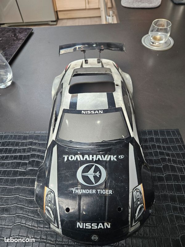 Troc Echange Voiture thermique 1/10 HPI R40 nitro pro sur