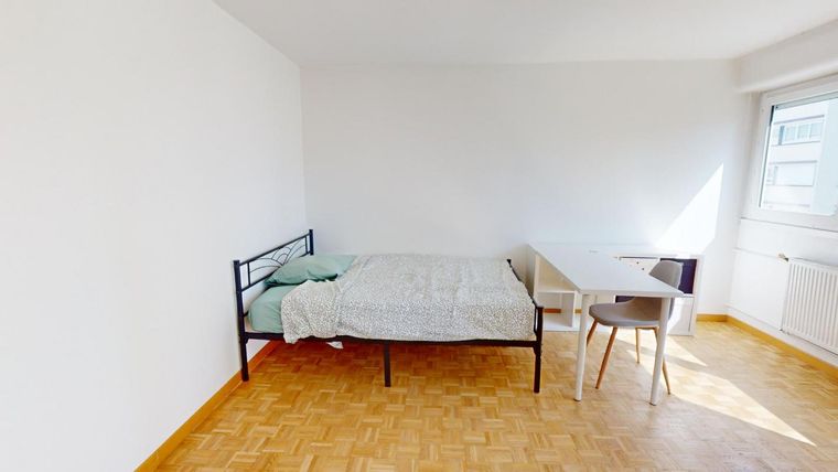 Appartement 5 pièce(s) 83 m²à louer Pontoise